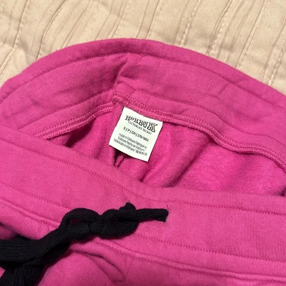 Pink - Picture 3 of 3